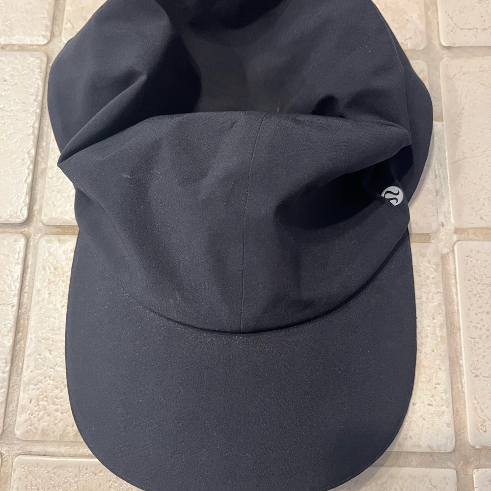 Lululemon Black Cap